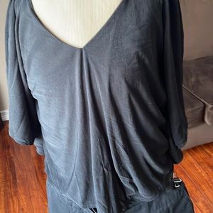 Wide sleeve blouse